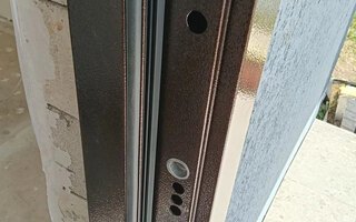 наружная дверь с терморазрывом