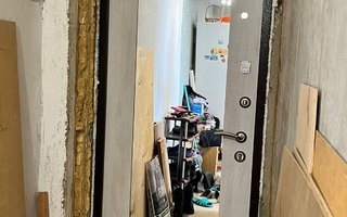 стальная дверь с зеркалом ДКВ-77 в квартиру с двухсторонней отделкой МДФ